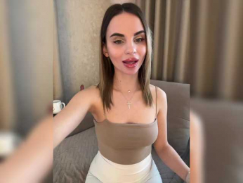 LedyMiya webcam model stream image