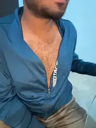 MeekBatgirl webcam model stream image