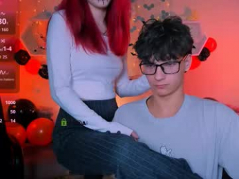 liana_kisses webcam model stream image