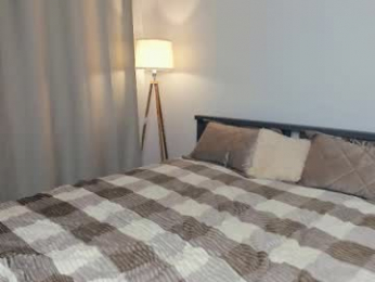 tilliecristello webcam model stream image