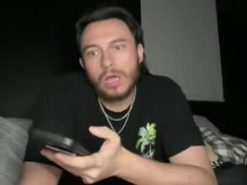 tallhungcloudyy webcam model stream image