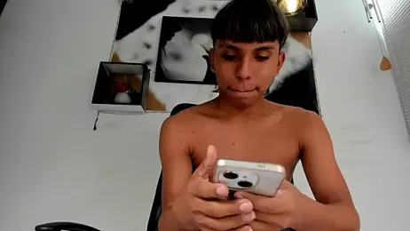 tyler_twink_boy webcam model stream image