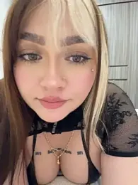 Daniela_ruizz webcam stripchat model stream image