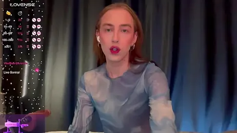 Avril_Pearly_ webcam model stream image