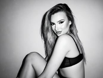AnyaSin webcam livejasmin model stream image