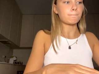 asleykeady webcam model stream image