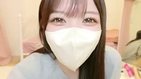 roachan_ webcam model stream image