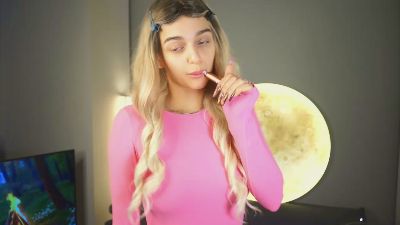 VivanLubbs webcam model stream image