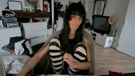 CeriseLapine webcam model stream image