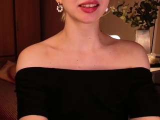 mynameloveeee webcam model stream image