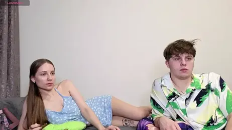 Emily_and_Ilumi webcam model stream image