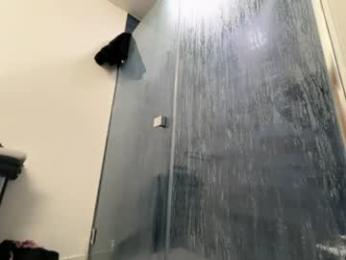 yungfemslut webcam model stream image