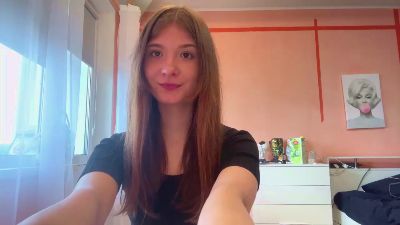 FloraFurlough webcam model stream image