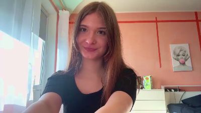 FloraFurlough webcam model stream image
