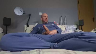 insultez_moi webcam model stream image