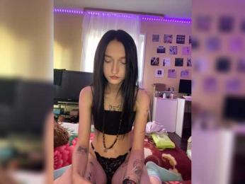 Mayaaaa00 webcam model stream image