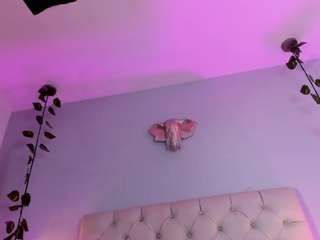 isabella-flowers webcam model stream image