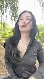 lylxili webcam model stream image
