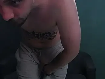 guesswhatbitch webcam model stream image