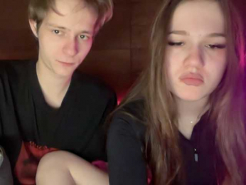 titsDestroy2007 webcam bongacams model stream image