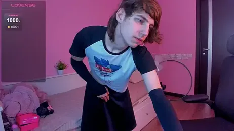 AvenGlow webcam model stream image