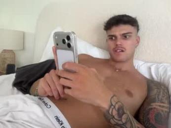 brooklyntay webcam model stream image