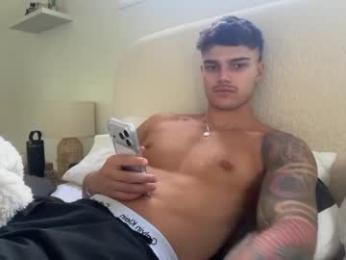 brooklyntay webcam model stream image