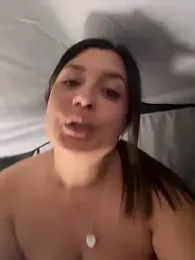 Novababy18 webcam model stream image