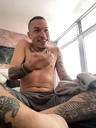 AlphaMasterXxx webcam model stream image