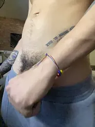 AlphaMasterXxx webcam model stream image
