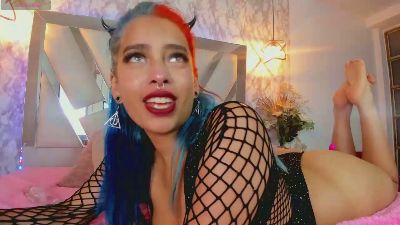 Cristall_raven webcam model stream image