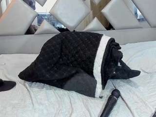 nahomii-hill webcam model stream image