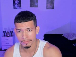 Ethan Rodgers webcam model stream image