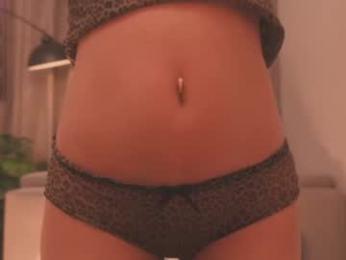 lili_foxy webcam model stream image