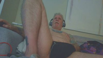 overmydaddbody webcam model stream image