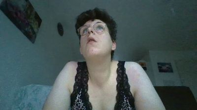 OiseauNoir88 webcam model stream image