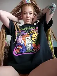 LucidLucy webcam model stream image