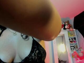 Lila Velvet webcam model stream image