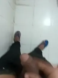 bigg_dickkk69 webcam model stream image