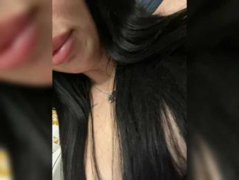 Annetta webcam bongacams model stream image