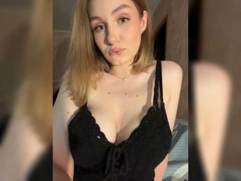 AnneMurray webcam model stream image