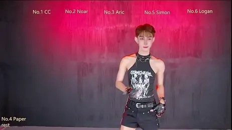 Queen-Vibe webcam model stream image