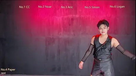 Queen-Vibe webcam model stream image