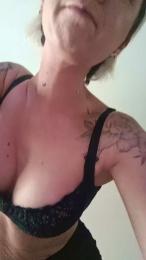 Raluca_Fr webcam cam4 model stream image