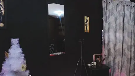 AdhaaraMoon_ webcam model stream image