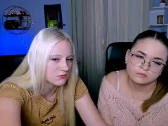 maya_dreamm webcam model stream image