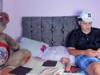 dulceandlion webcam model stream image