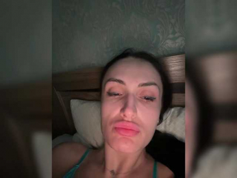 Viktori878 webcam model stream image