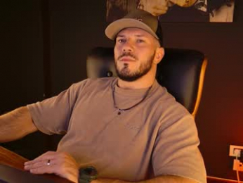 angeloeric webcam model stream image