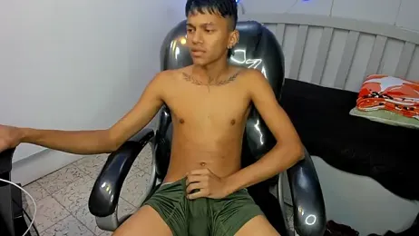 loistwink_ webcam model stream image